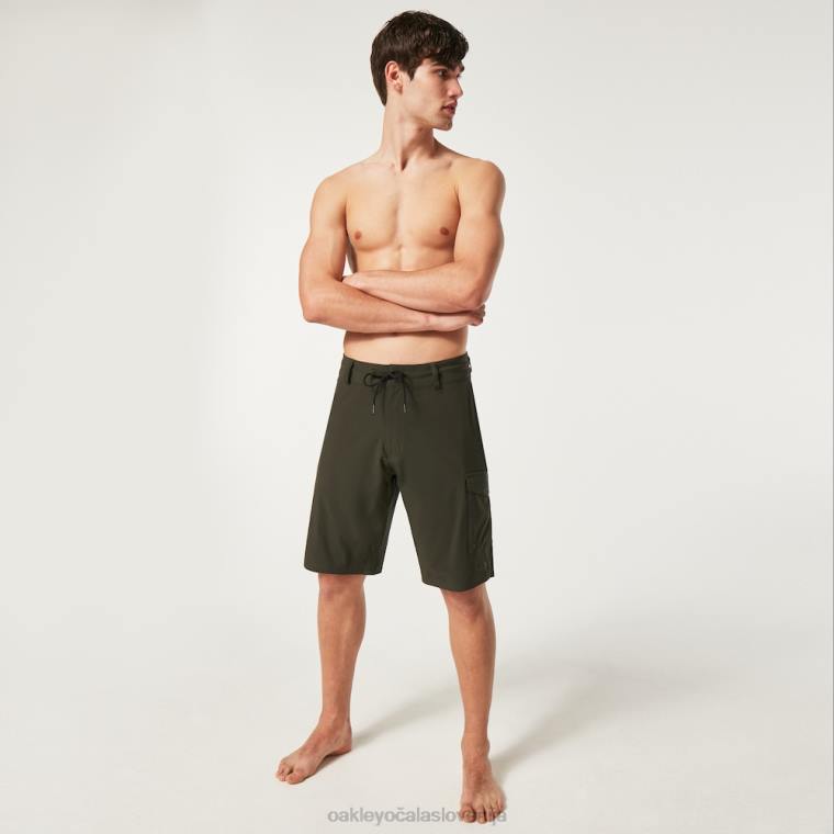 cruiser cargo 21 rc hybrid Oakley nova temna krtača 4J2B2874 oblačila