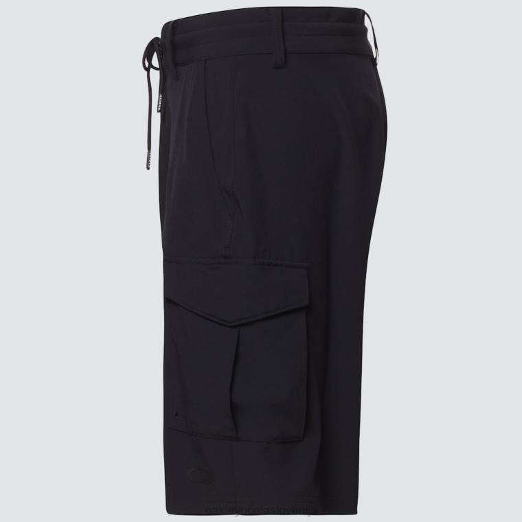 cruiser cargo 21 rc hybrid Oakley zatemnitev 4J2B2873 oblačila