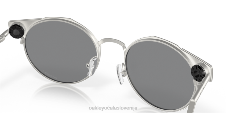 zapah Oakley prizm črne leče, saten krom okvir 4J2B538 očala